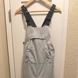 Mountain Hardwear Women’s ski bibs